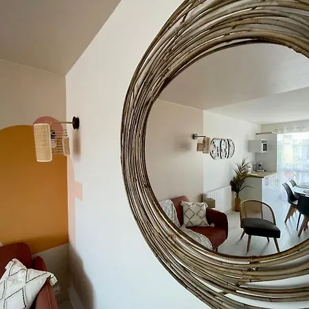 Saint Julien - L'esprit Village Apartment