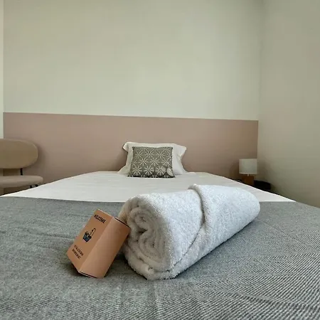 Saint Julien - L'esprit Village Apartment